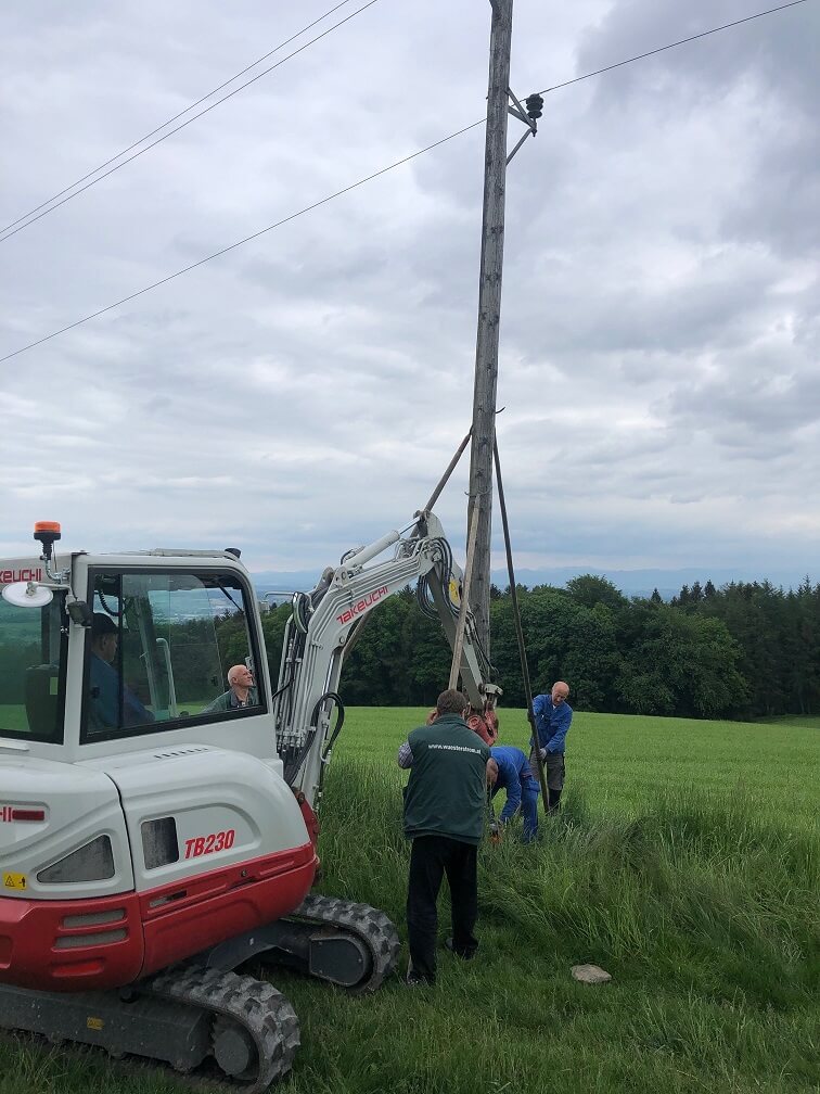 Austausch Freileitungsmast